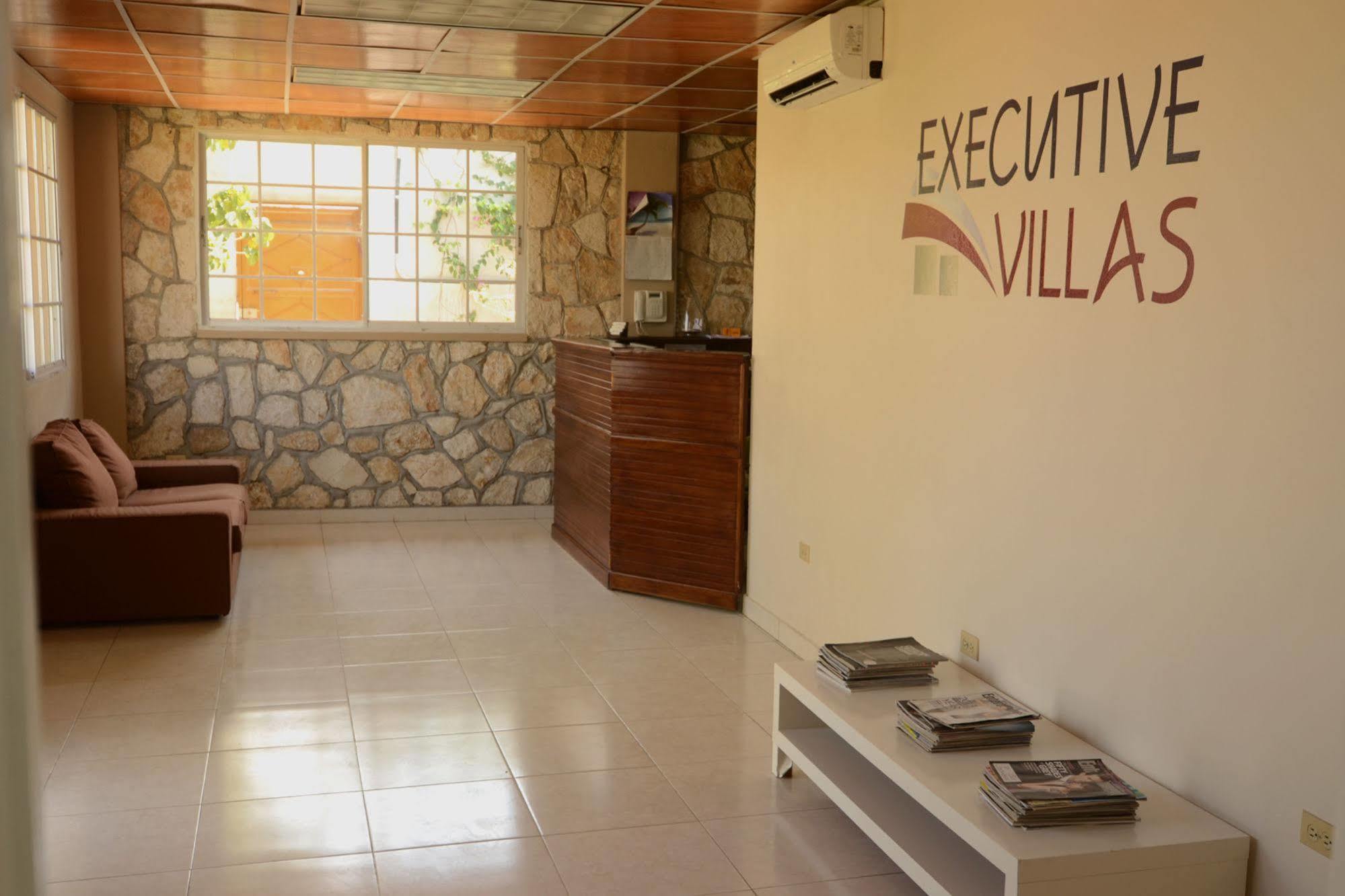 Executive Villas Port-au-Prince Luaran gambar