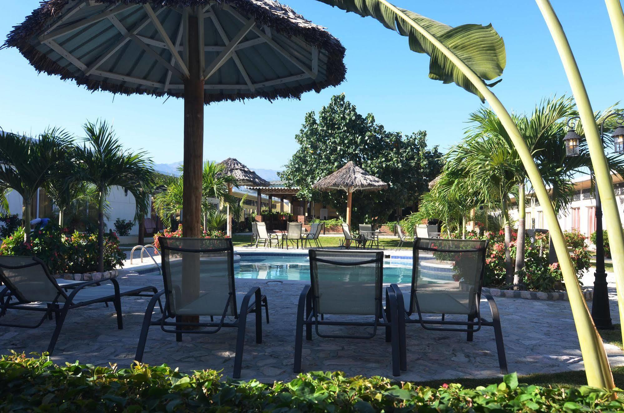 Executive Villas Port-au-Prince Luaran gambar
